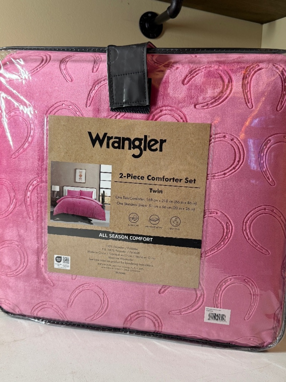 Wrangler Pink 2-Piece Comforter Set Twin Plush Horseshoe Design NWT